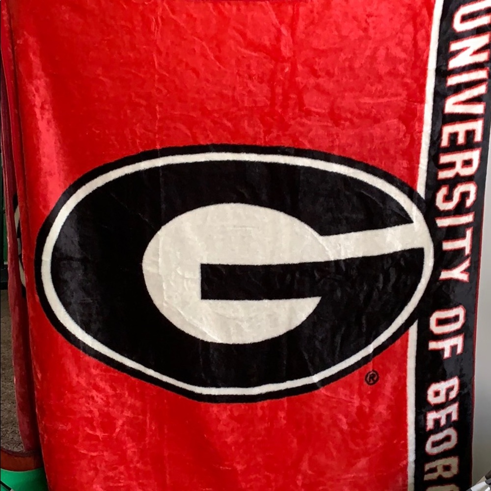 Fleece Georgia Bulldogs throw blanket
